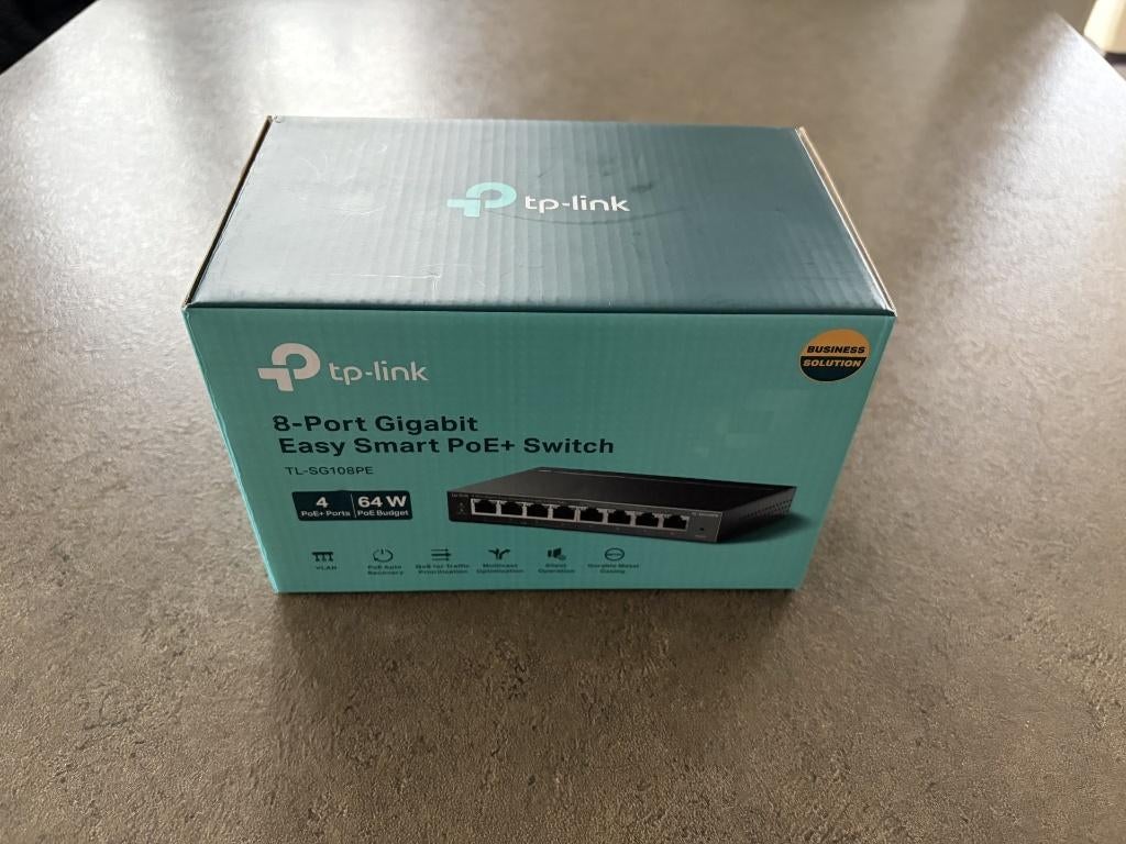 8-Port Gigabit Easy Smart Poe+ Switch van tp-link, Computers en Software, Netwerk switches, Ophalen, Gebruikt