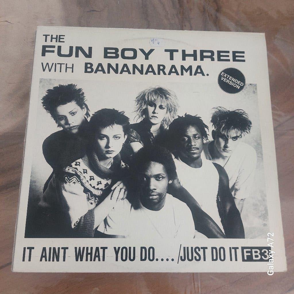 fun boy three & bananarama it ain t what you do 12 inch, Gebruikt, Maxi-single, 1980 - 1989, Ophalen of Verzenden