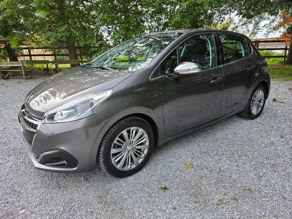Peugeot 208, Autos, Argent ou Gris, Achat, Euro 6, Entreprise