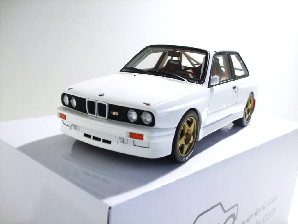 BMW M3 E30 Gr.A 1987 Plain Body Test Otto Mobile 1/18 NEW, Hobby & Loisirs créatifs, Enlèvement ou Envoi, Neuf, Voiture, OttOMobile