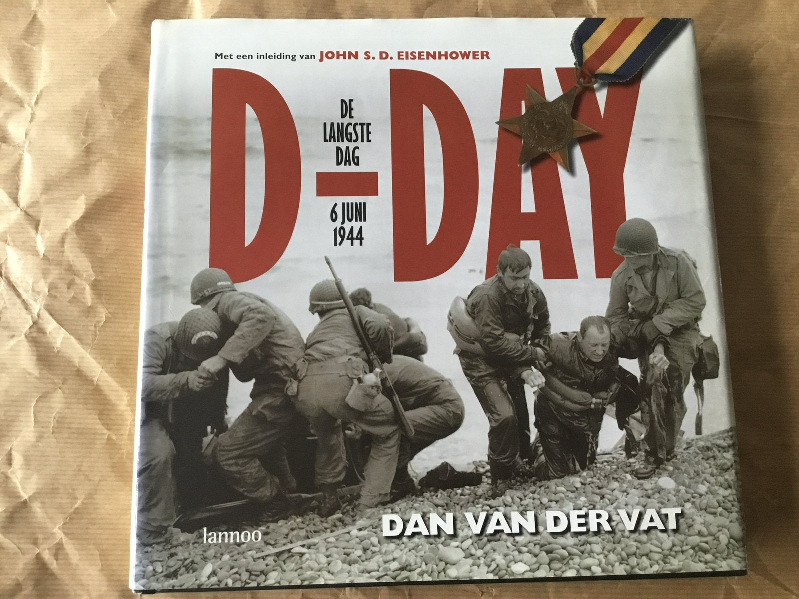 D-Day-6 juni 1944-Harde Kaft met stofomslag- 176, Enlèvement ou Envoi, Comme neuf