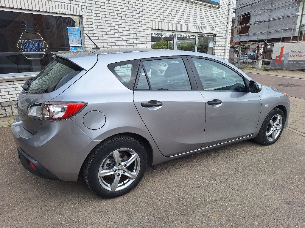 Mazda3 HATCH 1.6 CDVi 109ch 5MT Challenge, Argent ou Gris, Achat, Entreprise, Boîte manuelle