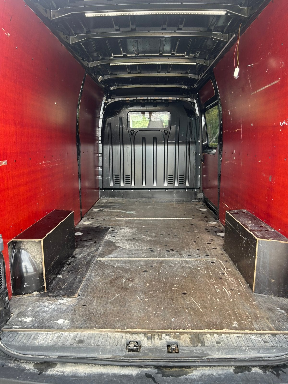 Renault master L3H2 bj 2023, Achat, 3 places, Carnet d'entretien, 2500 kg