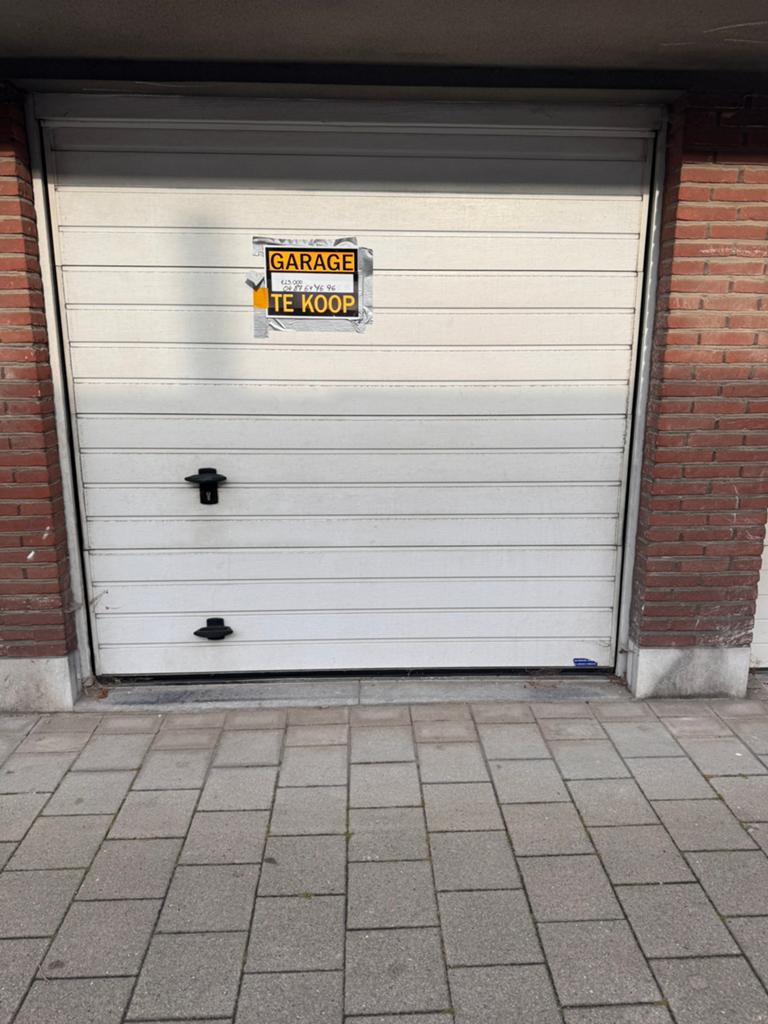 Garage (autostaanplaats) in Merksem, Immo, Garages & Places de parking, Anvers (ville)