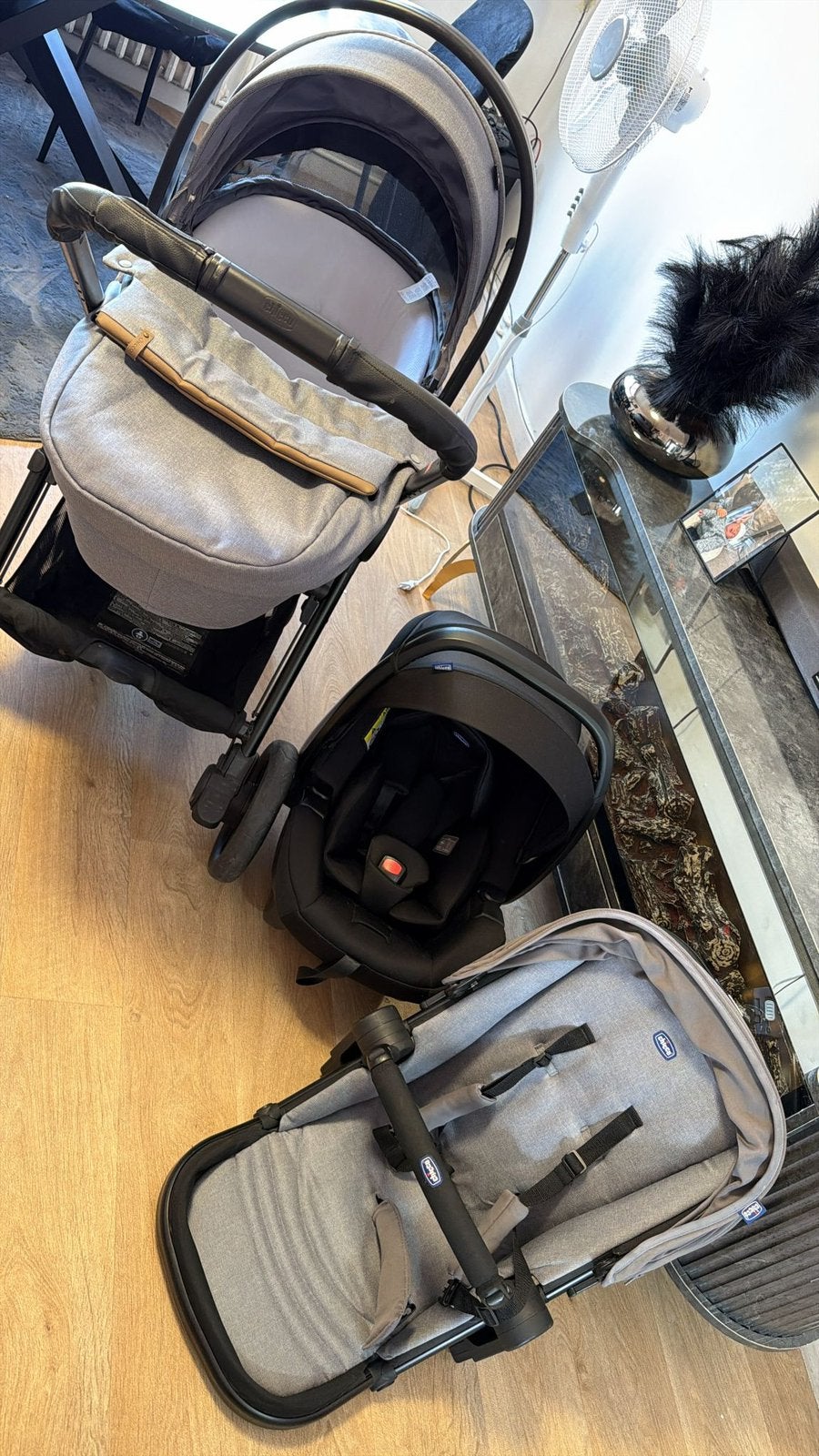 Poussette trio chicco, Enfants & Bébés, Autres marques, Avec siège auto, Comme neuf, Enlèvement