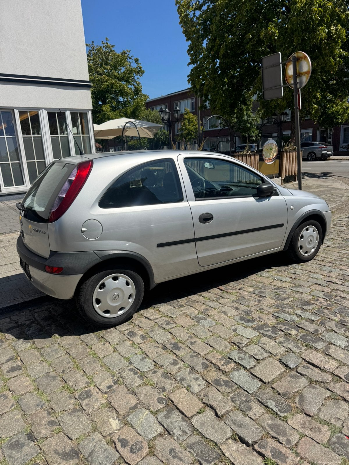 Opel Corsa C 1.2 benzine. De auto verkeert in perfecte, Auto's, Elektrische ramen, Bedrijf, Handgeschakeld, Dealer onderhouden