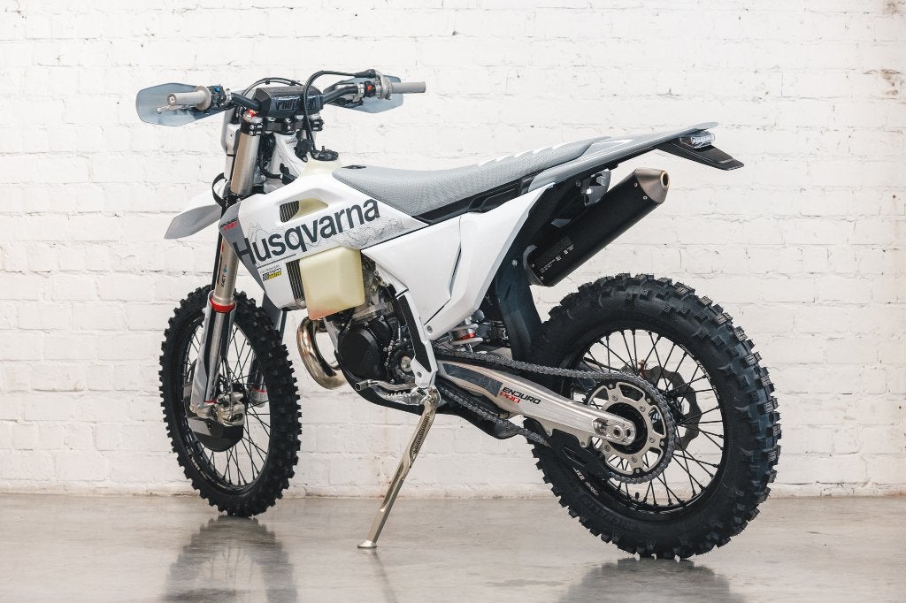 HUSQVARNA TE 300 PRO ENDURO 2027, 300 cc, Nieuw, Bedrijf, Enduro