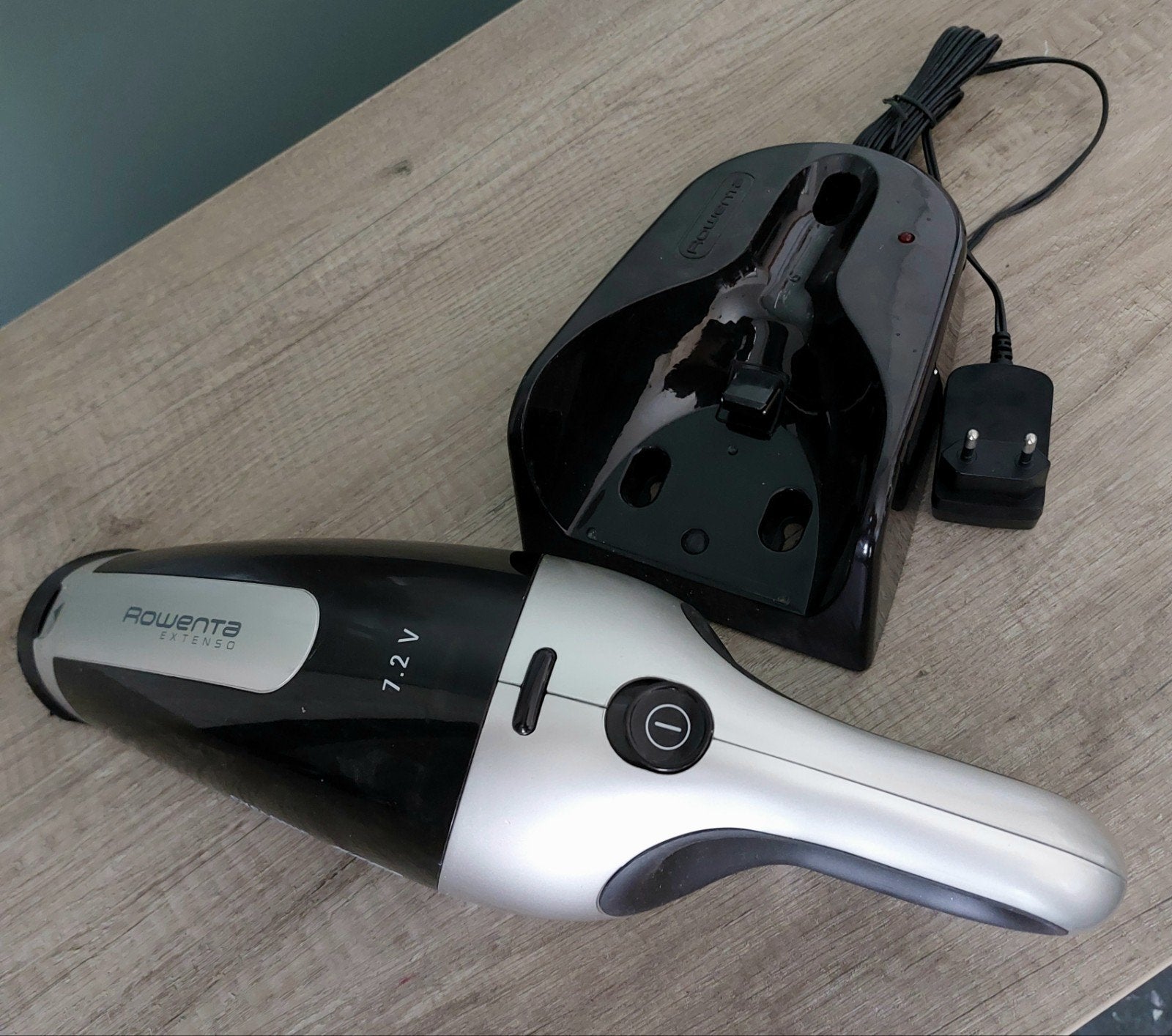 Rowenta Extenso 7.2V Kruimeldief met Oplaadstation, Ophalen