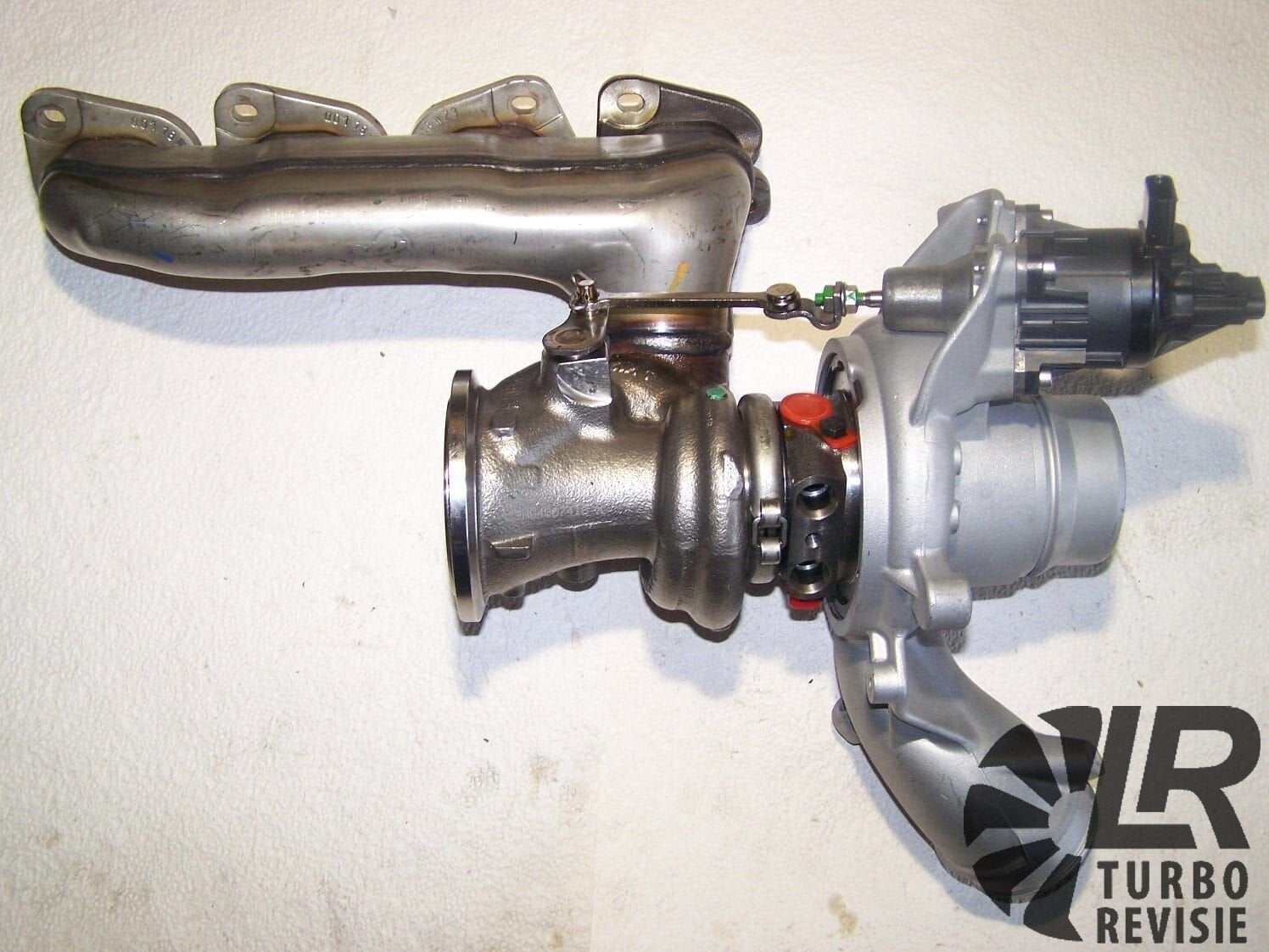 Turbo NEUW Mercedes A2640903800 49377-07901 190KW, Autos : Pièces & Accessoires, Neuf, -, -, -