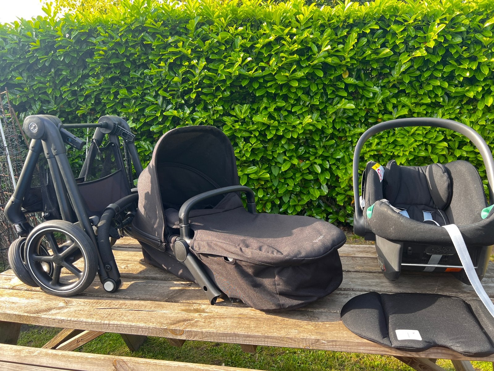 Cybex Eos Black 3in1 model, Enlèvement ou Envoi, Comme neuf