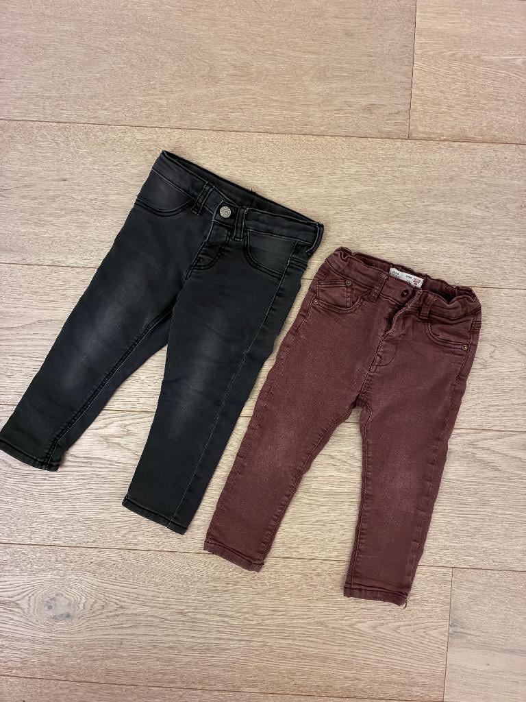 2 jeansbroekjes maat 86, Enfants & Bébés, Vêtements de bébé | Taille 86, Pantalon, Garçon ou Fille, Utilisé, Zara