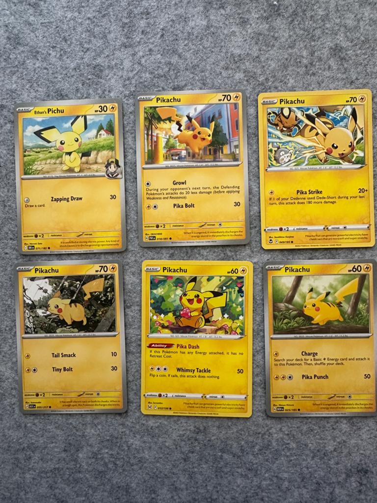 Pikachu & Pichu Bundle – Diverse Sets – Common / Promo, Hobby en Vrije tijd, Verzamelkaartspellen | Pokémon, Ophalen, Zo goed als nieuw