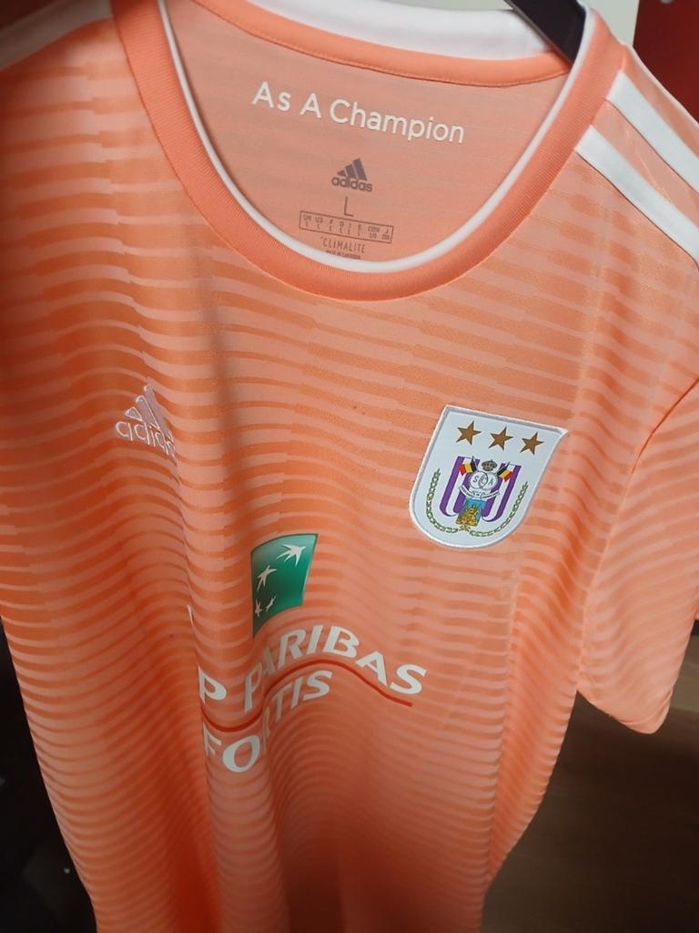 Truitje RSCA Gesigneerd, Verzamelen, Sportartikelen en Voetbal, Ophalen of Verzenden, Shirt