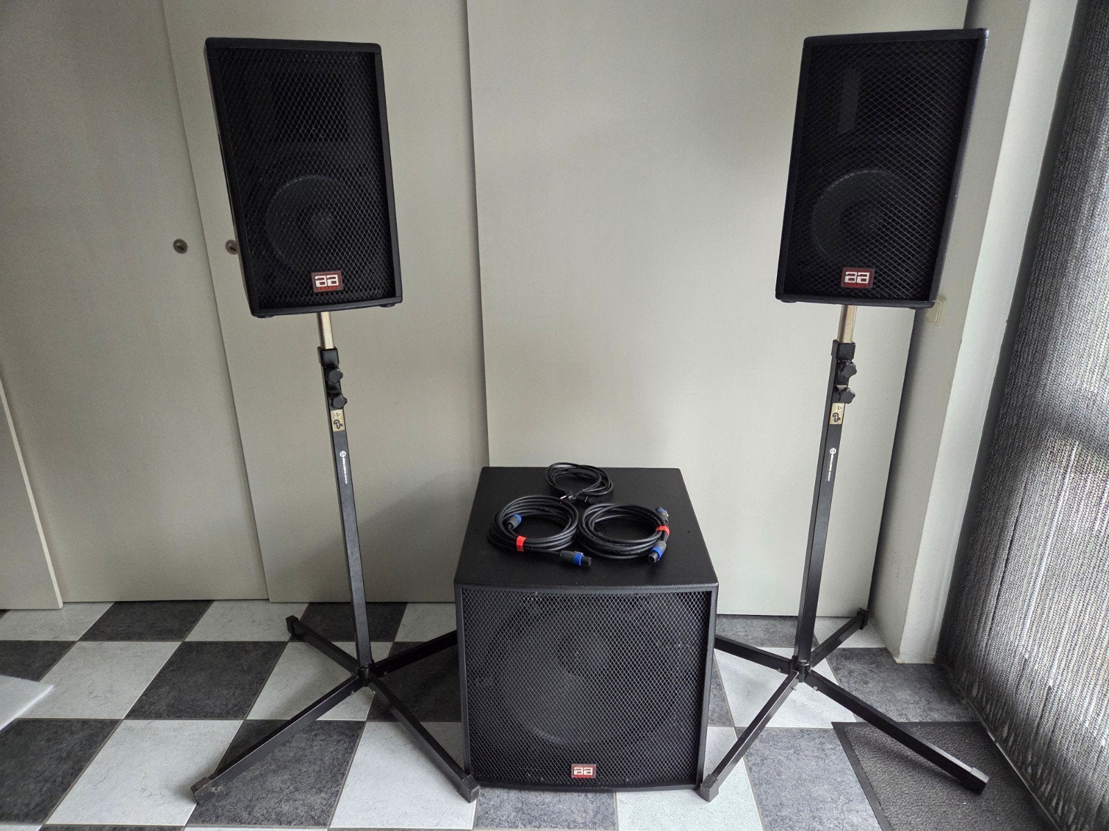 AA-CRAAFT act sub top actieve luidsprekers 18" sub 2x10" top, Audio, Tv en Foto, Luidsprekerboxen, Speakerset, Zo goed als nieuw