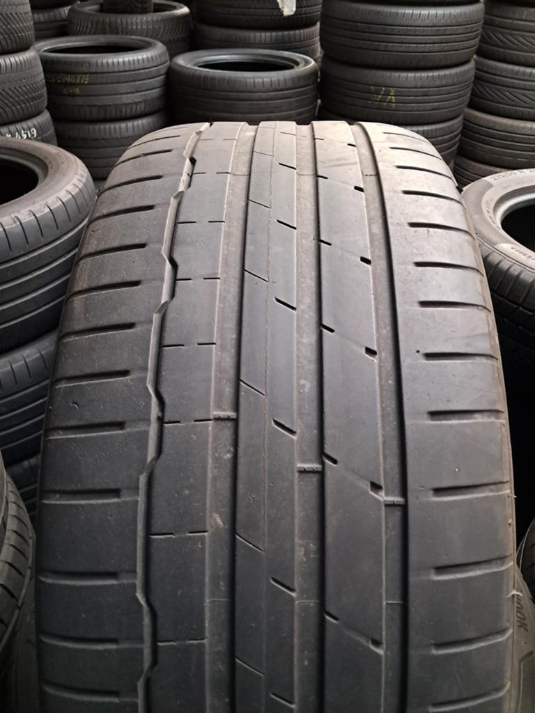 27540r20 275 40 r20 275/40/r20 PIRELLI avec montage et equil, Enlèvement ou Envoi