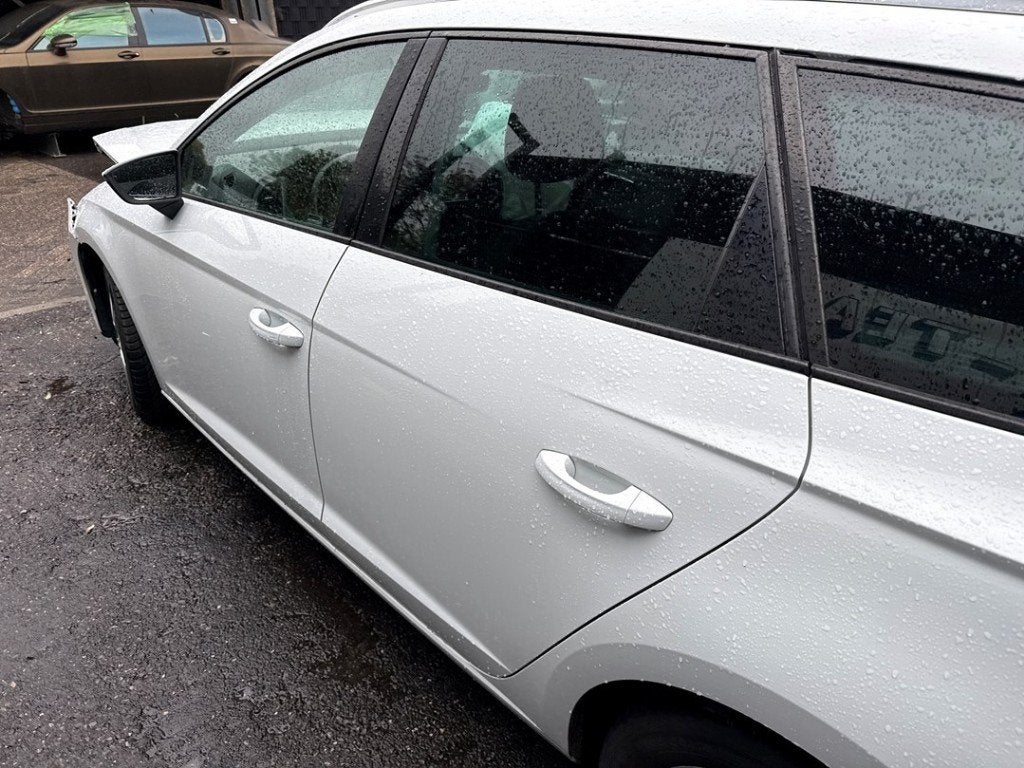 PORTIER LINKS ACHTER Seat Leon ST (5FF) (|5F9833055|), Gebruikt, Deur, Service@seat.de, Seat Deutschland GmbH