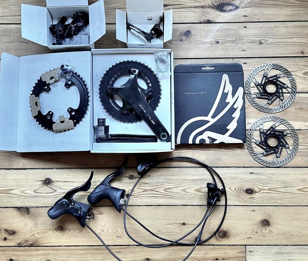 Campagnolo Chorus Disc-groepset voor racefietsen, Fietsen en Brommers, Fietsonderdelen, Zo goed als nieuw, Rubber, Ophalen of Verzenden