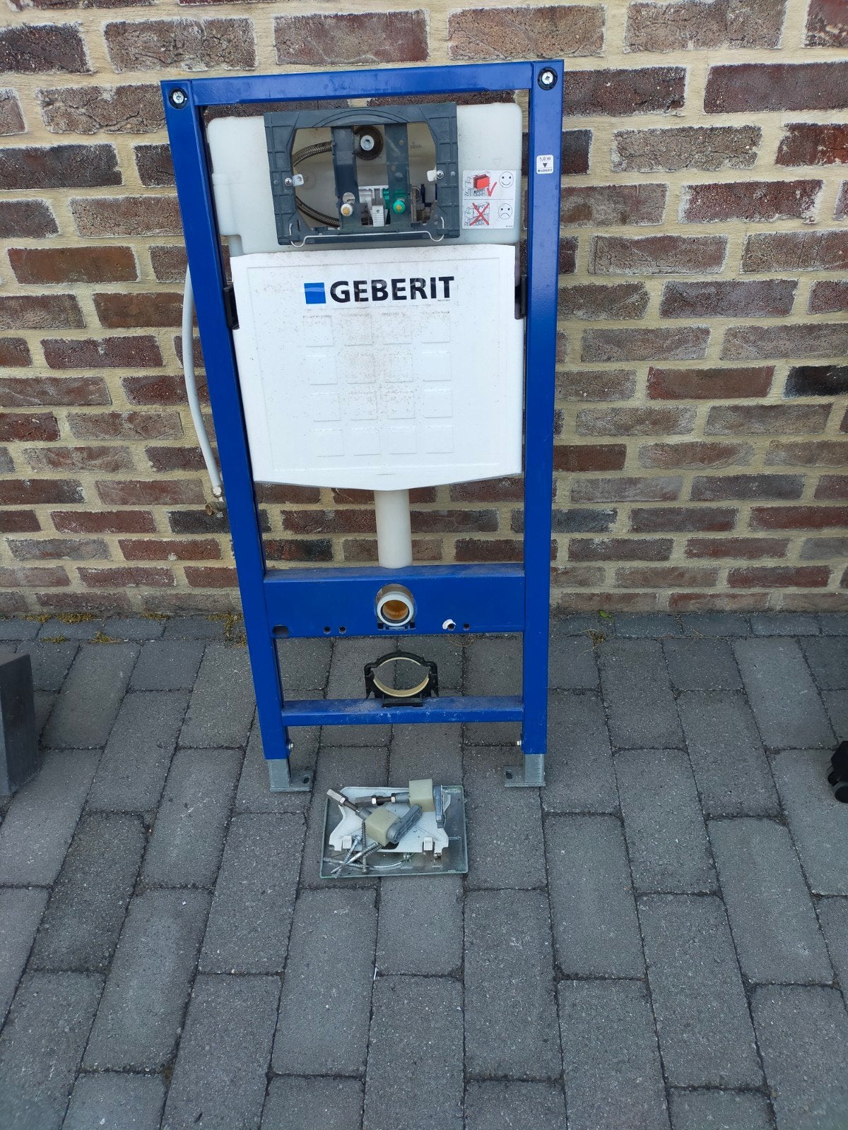 Geberit inbouwreservoir, Doe-het-zelf en Bouw, Sanitair, Ophalen