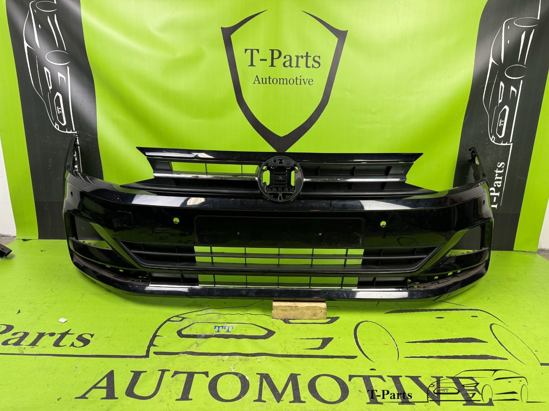 VW volkswagen polo 2G voorbumper PDC bumper 18+ 2G0807217, Info@fabrikant.eu, Volkswagen, Bumper, Fabrikantstraat 1
1000 AA  Amsterdam