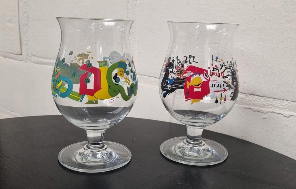 2 Duvelglazen, Ophalen