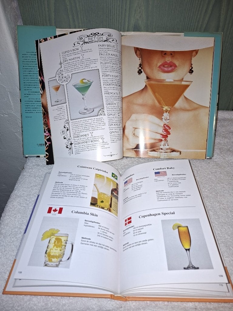 2 cocktails boeken, nieuwstaat, Enlèvement ou Envoi, Neuf