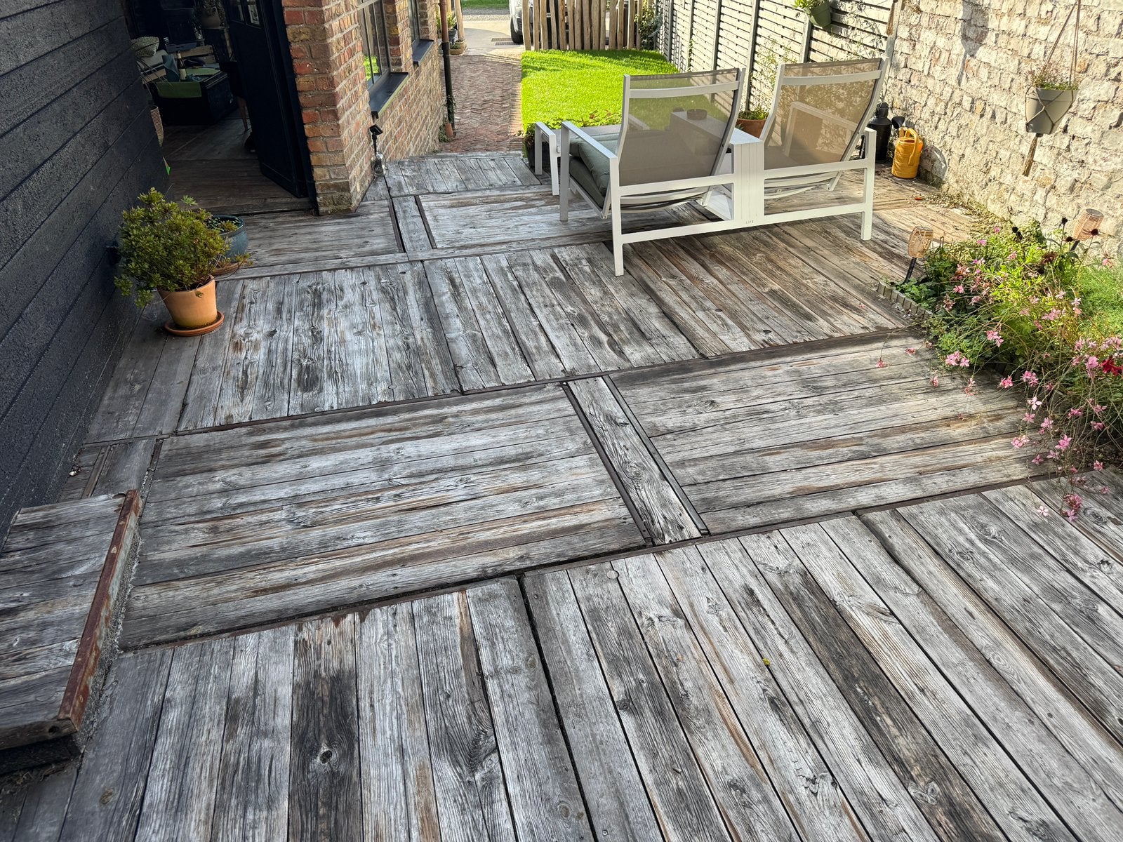 Steenschotten lariks 140x95cm, 40m2, Ophalen, Gebruikt, Hout