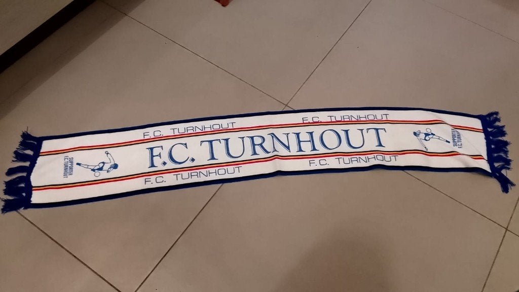 vintage voetbalsjaal Fc Turnhout, Ophalen of Verzenden