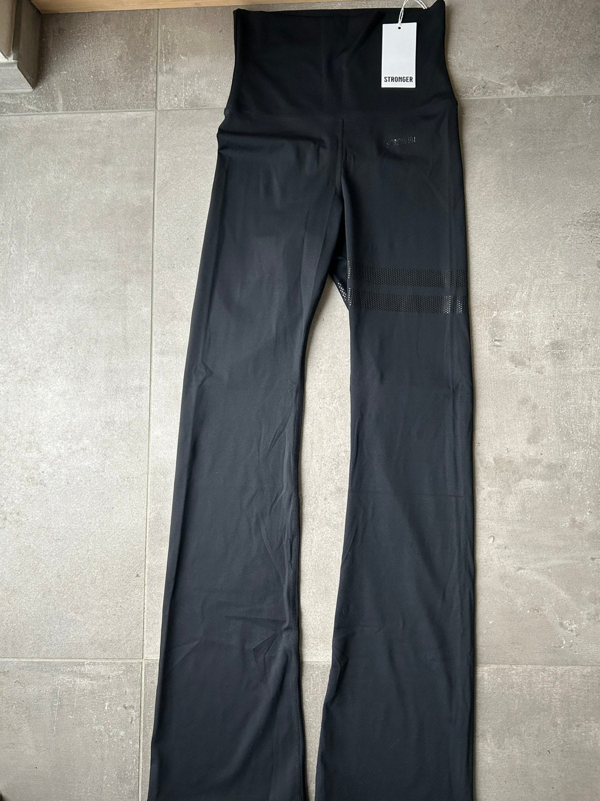 Stronger * Fold over flare leggings. Maat S. Nieuw, Kleding | Dames, Zwart, Nieuw, Ophalen of Verzenden, Fitness of Aerobics
