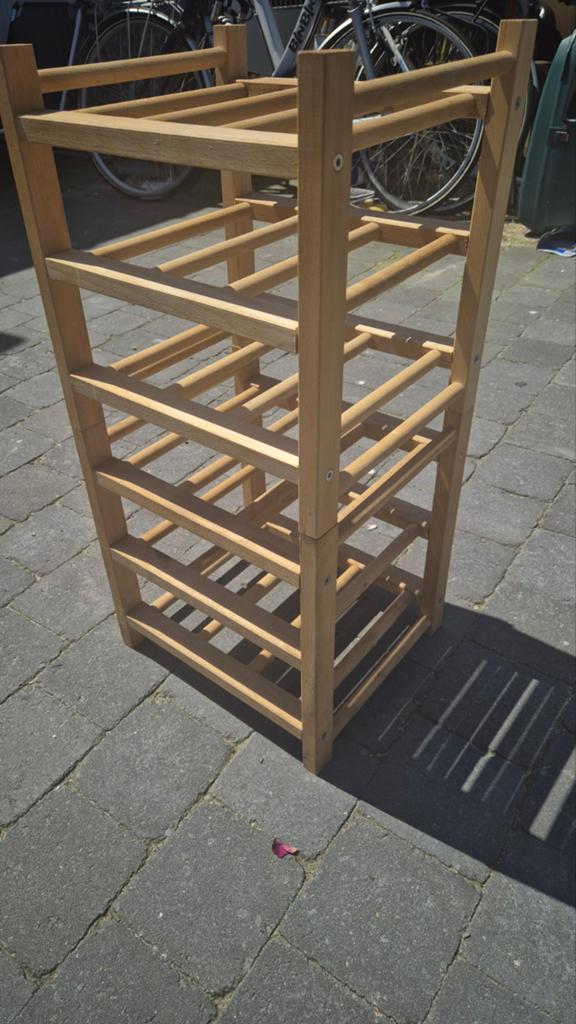 Wijnrekje hout, Enlèvement, Bois