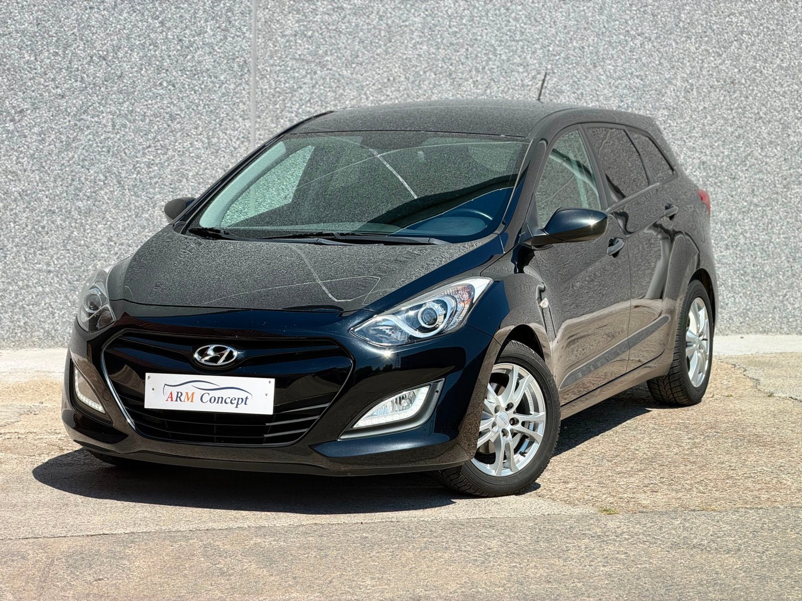 Hyundai i30 Break 1.4 essence 2014 Garantie 12 Mois, Autos, Euro 5, Achat, Entreprise, Boîte manuelle