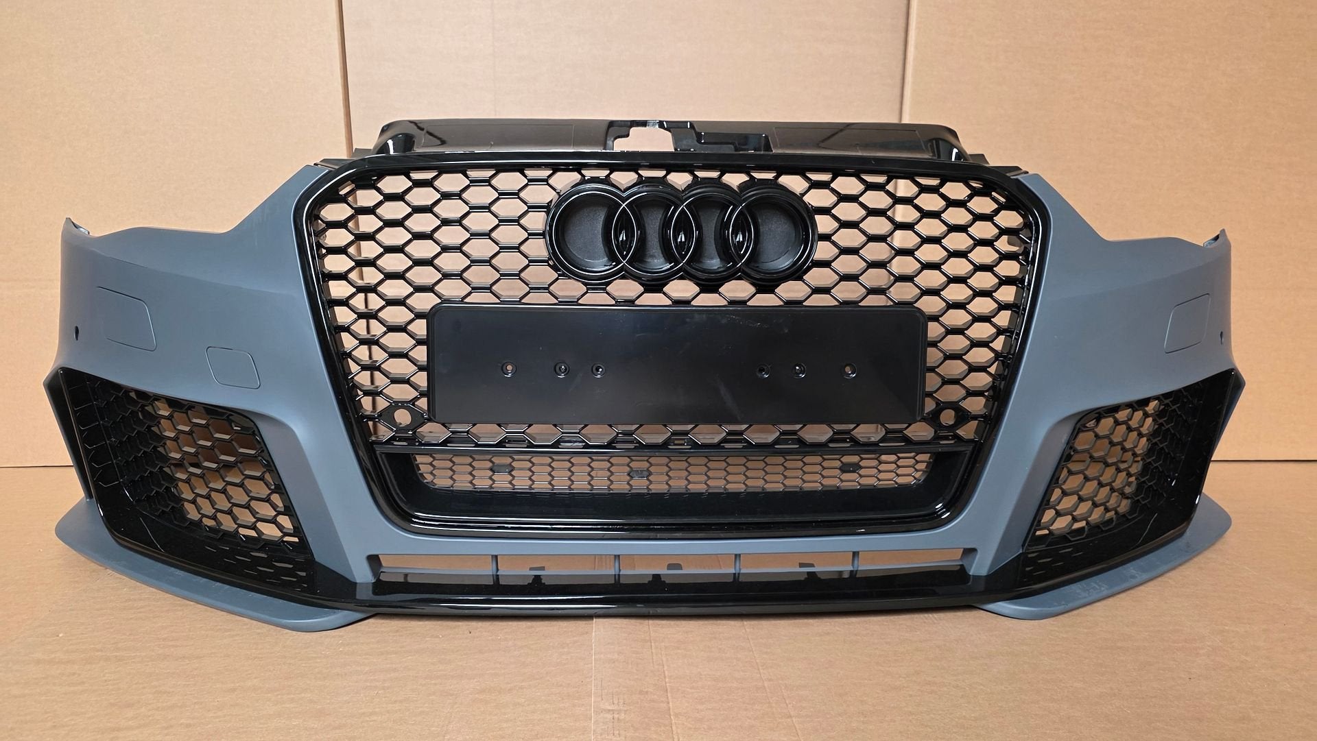 Voorbumper Audi A3 8V RS3 LOOK RS S-LINE LOOK bj.2012-2017, Gebruikt, -, Voor, Ophalen of Verzenden