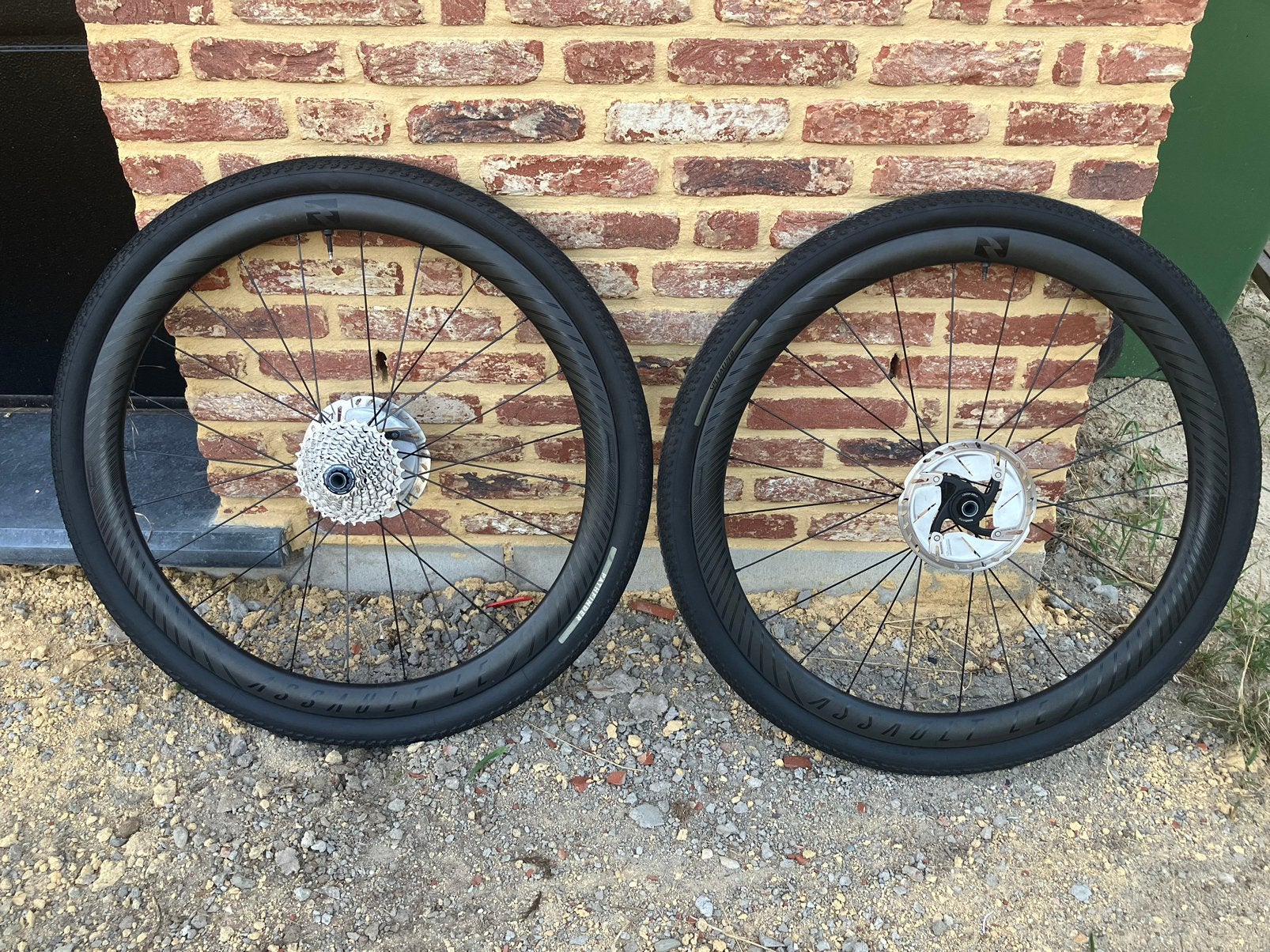 Wielset - Reynolds assault Le, Fietsen en Brommers, Fietsonderdelen, Gebruikt, Gravelbike, Carbon, Ophalen