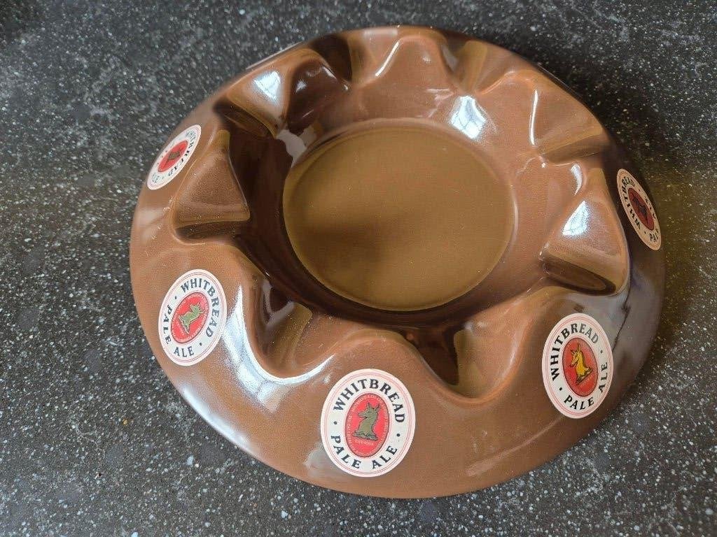 Vintage/retro porseleinen asbak: Whitbread Pale Ale, Antiek en Kunst, Ophalen of Verzenden