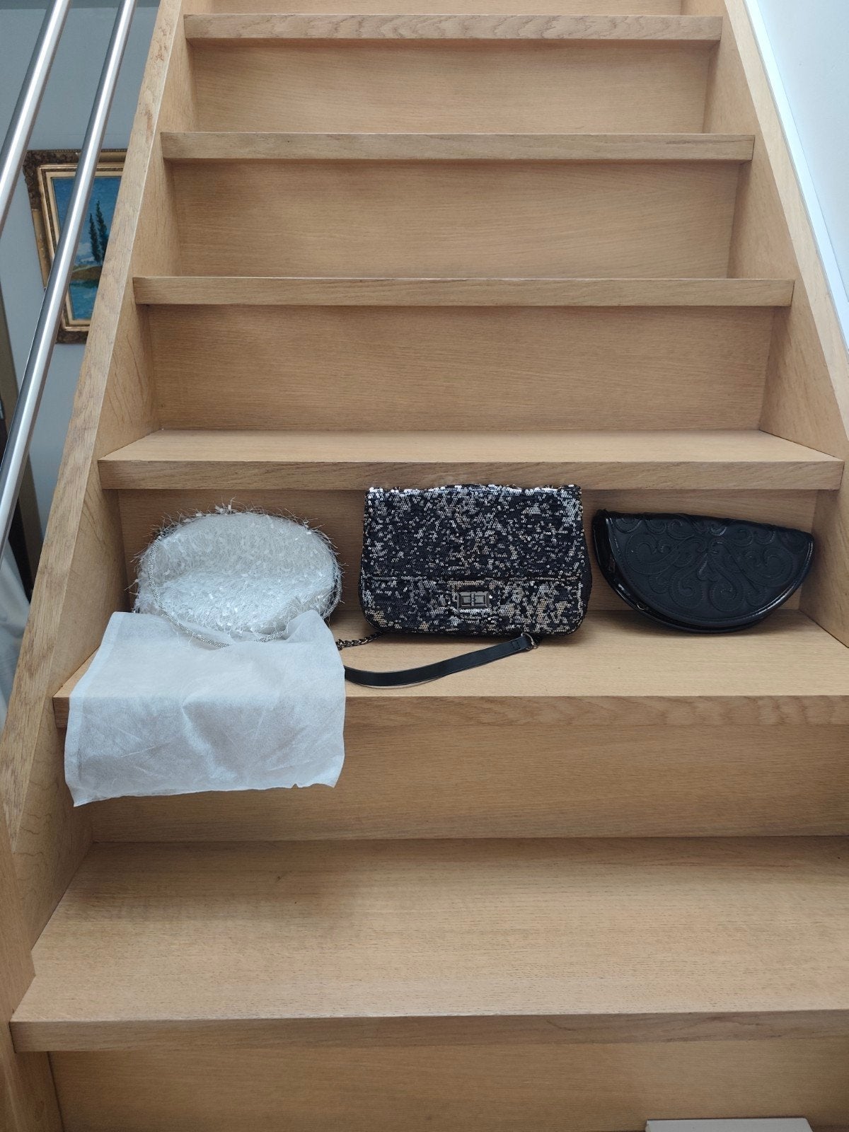 Set van 3 bijna nieuwe glamoureuze chique tassen en clutches, Ophalen of Verzenden, Zo goed als nieuw, Wit
