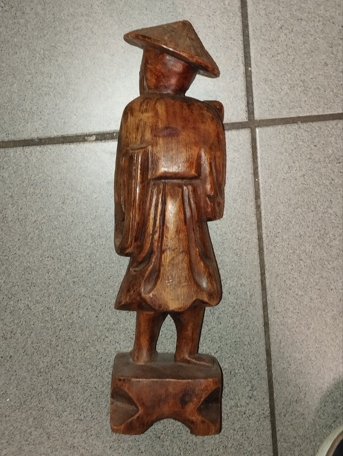 Vintage handgesneden houten beeldje Aziatische reizigeri, Ophalen, Hout