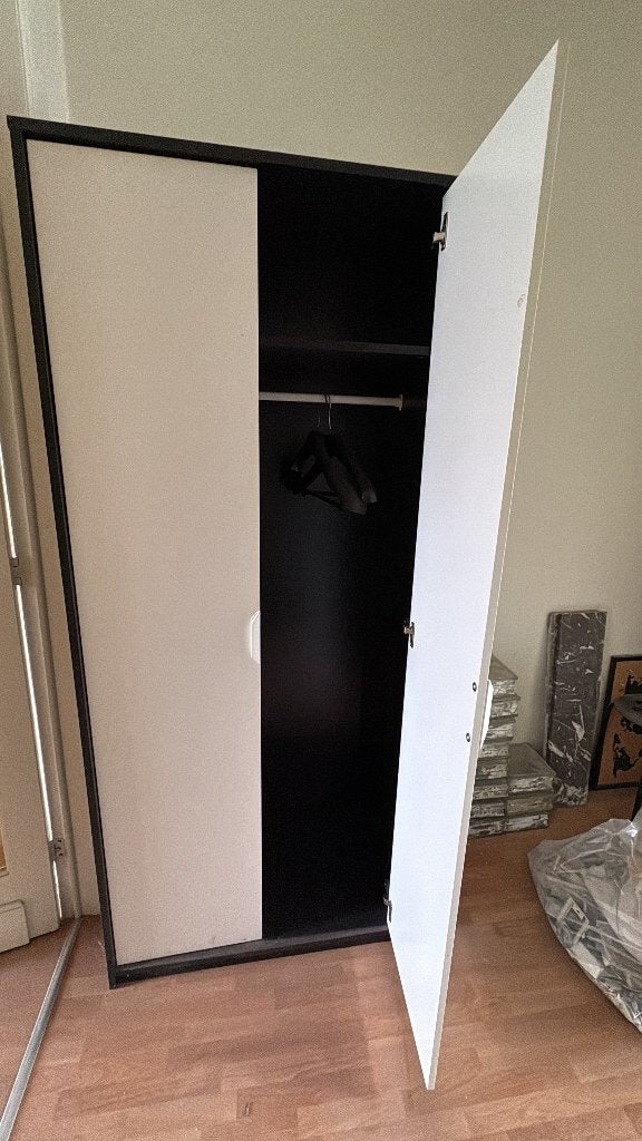 Armoire/penderie, Maison & Meubles, Enlèvement, Comme neuf, Avec porte(s)