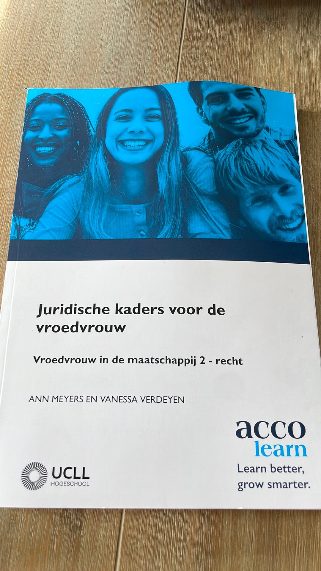 Juridische kaders voor de vroedvrouw, Boeken, Ophalen of Verzenden, Zo goed als nieuw