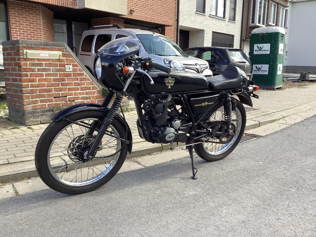 Honda, Fietsen en Brommers, Brommers | Overige merken, Ophalen