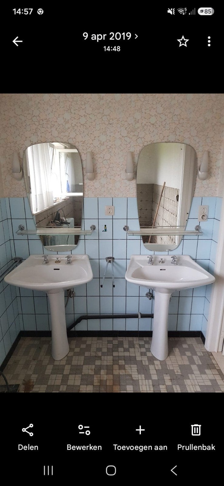 Vintage wastafels, zijn al uitgebroken, Ophalen