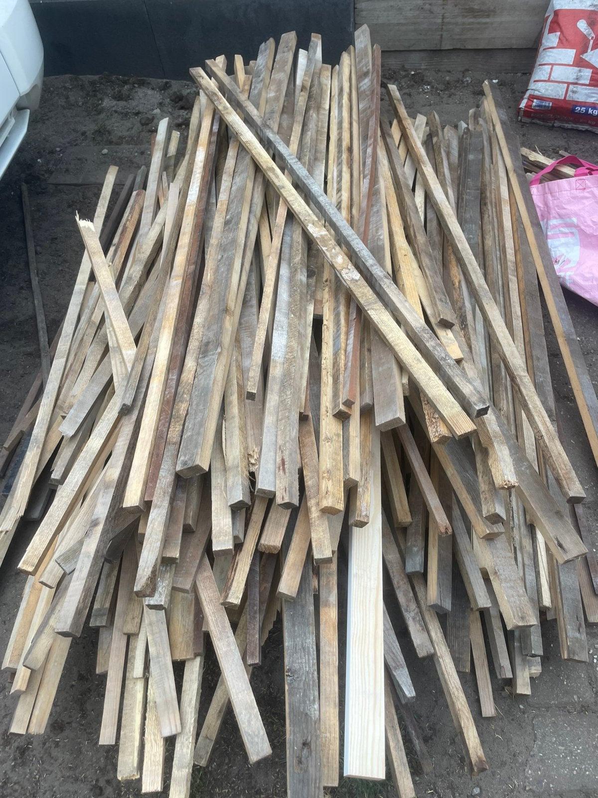 Lot latjes ( stookhout knutsel latjes ), Tuin en Terras, Brandhout, Ophalen