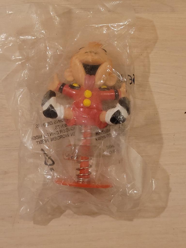 1 Spirou verzamelfiguur, Verzamelen, Ophalen of Verzenden, Guust of Robbedoes, Nieuw, Beeldje of Figuurtje