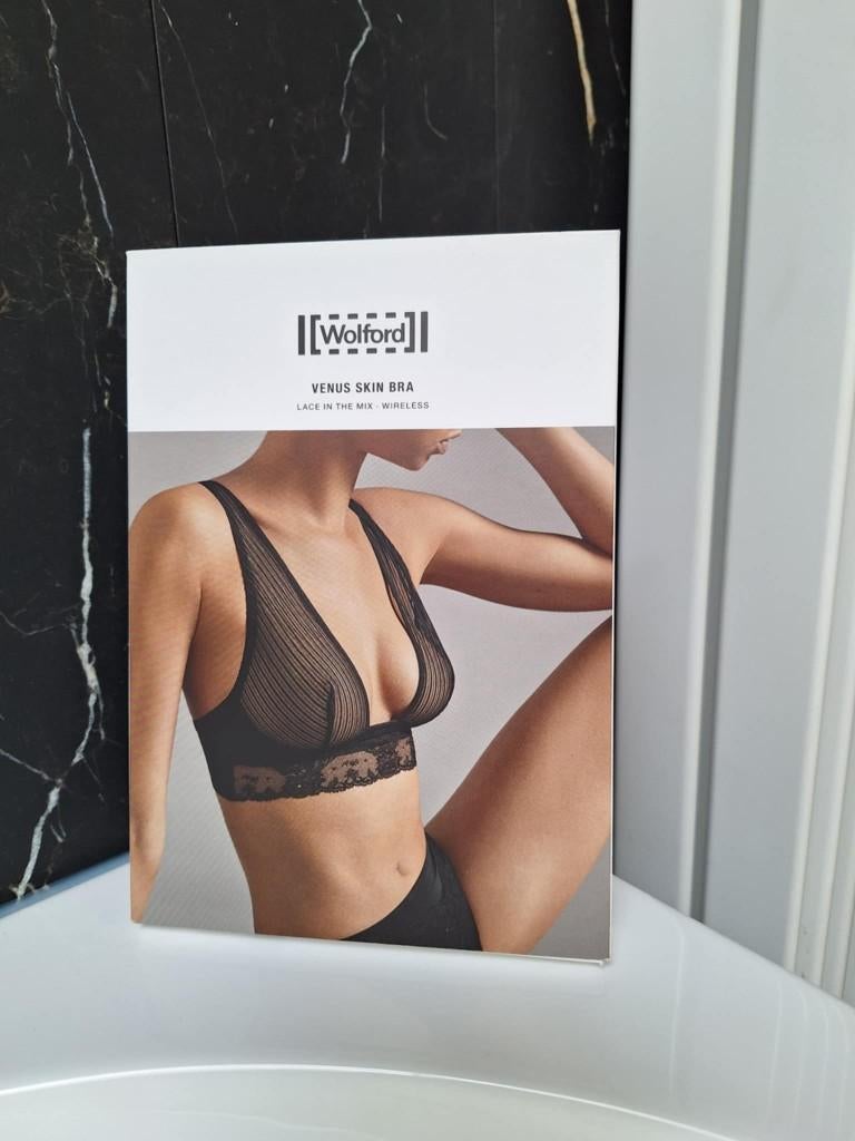 Nieuwe Wolford BH maat M wit – zonder beugel – luxe lingerie, Kleding | Dames, Ophalen, Wit, BH