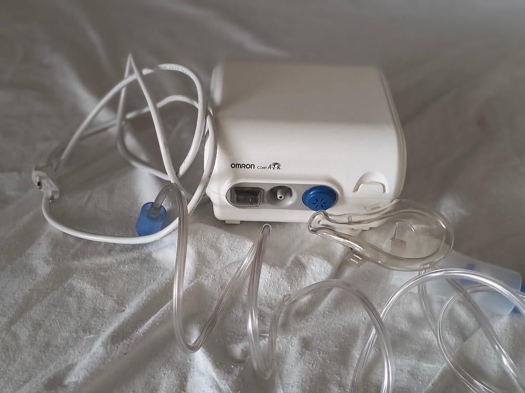 omron vernevelaar comp air, Elektronische apparatuur, Ophalen, Zo goed als nieuw