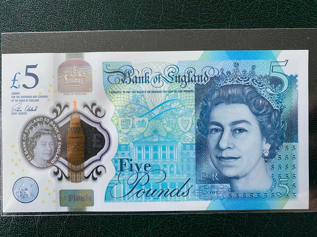 5 Pounds UNC, Postzegels en Munten, Verzenden