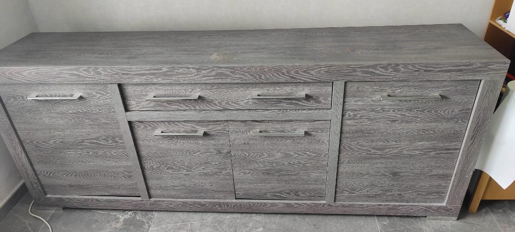 Eetkamer tafel + dressoir + 6 stoelen, Huis en Inrichting, Ophalen, Gebruikt, Modern - grijs eiken fineer, 4 tot 6 stoelen