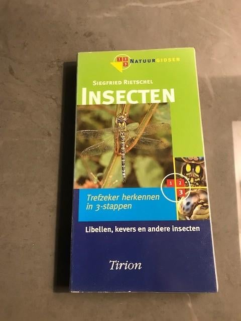 123 natuurgidsen - insecten/libellen, kevers enz, Ophalen of Verzenden