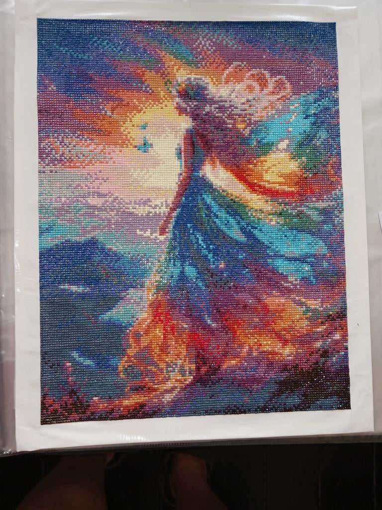 Afgewerkte diamond painting Vrouw (fee) bij zonsondergang, Ophalen of Verzenden, Nieuw