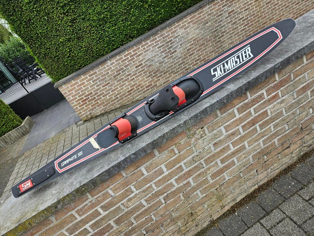 Ski-Master Graphite SS 65" Slalom Waterski Full Concave met, Watersport en Boten, Ophalen, Gebruikt