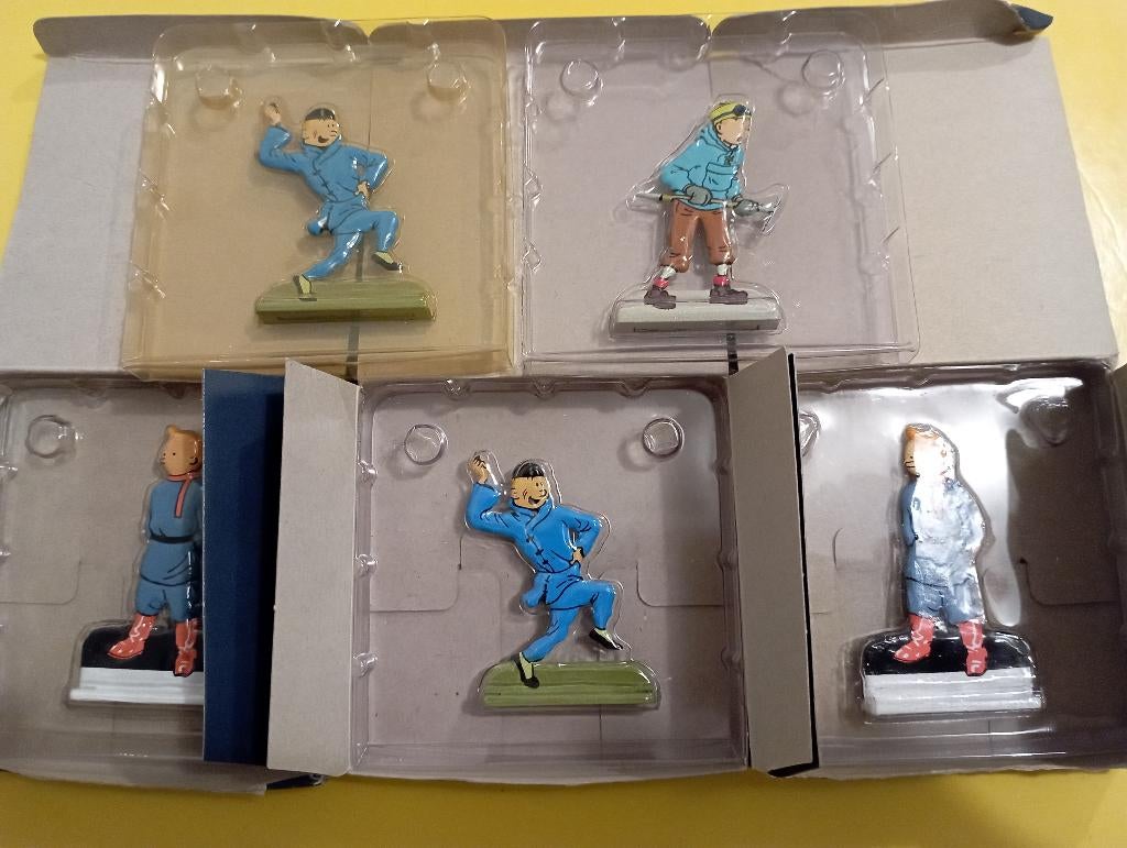 5 figuren van Kuifje, tinnen schaaltjes, tube, Verzenden, Gebruikt, Overige typen