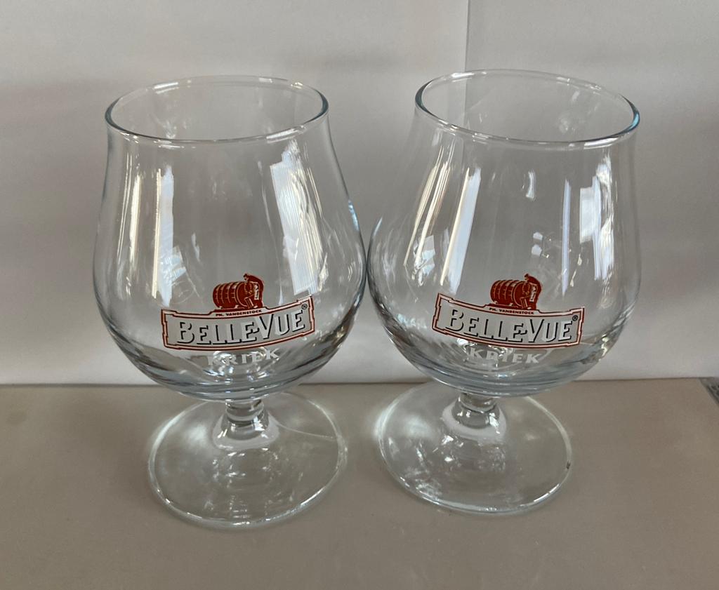 Set de 2 verres à bière Kriek Belle-Vue sur pied, Collections, Enlèvement ou Envoi, Comme neuf